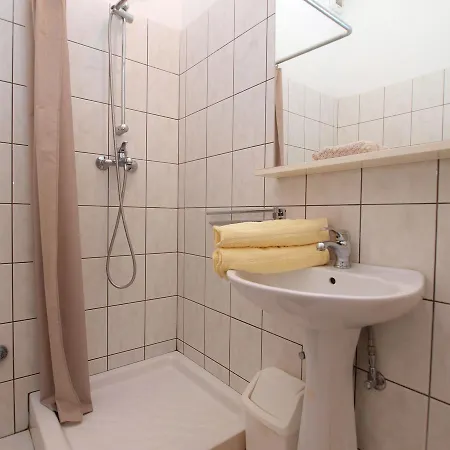 アパート Igor 1364 プーラ