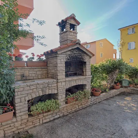 アパート Igor 1364 *