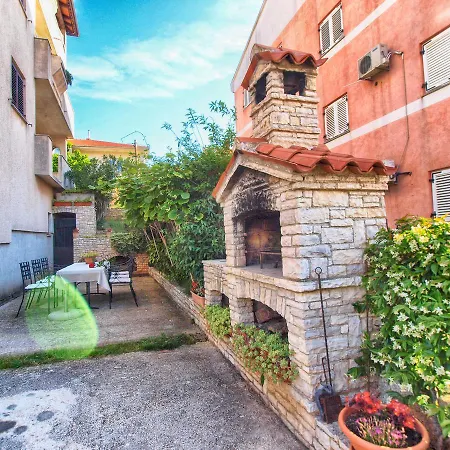 アパート Igor 1364